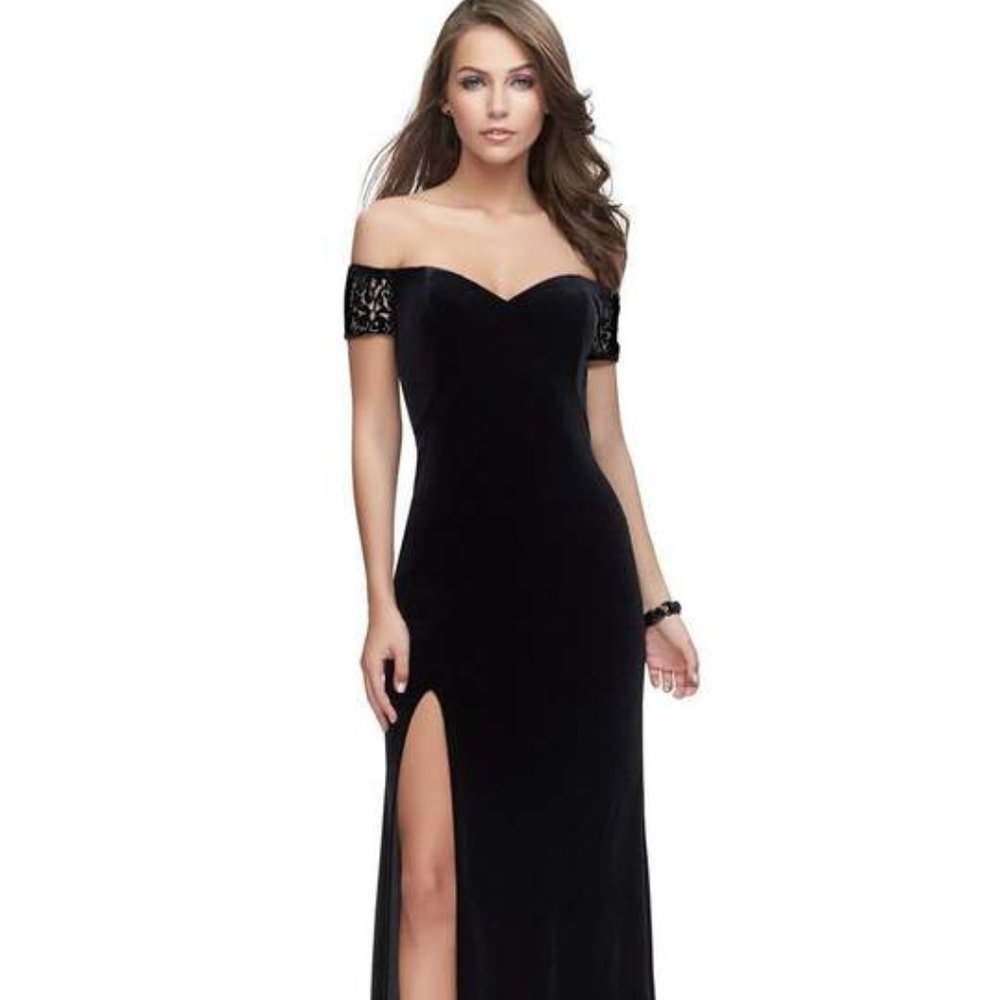 Off Shoulder Long, Floor Length Black Velvet  Formal Gown With Lace